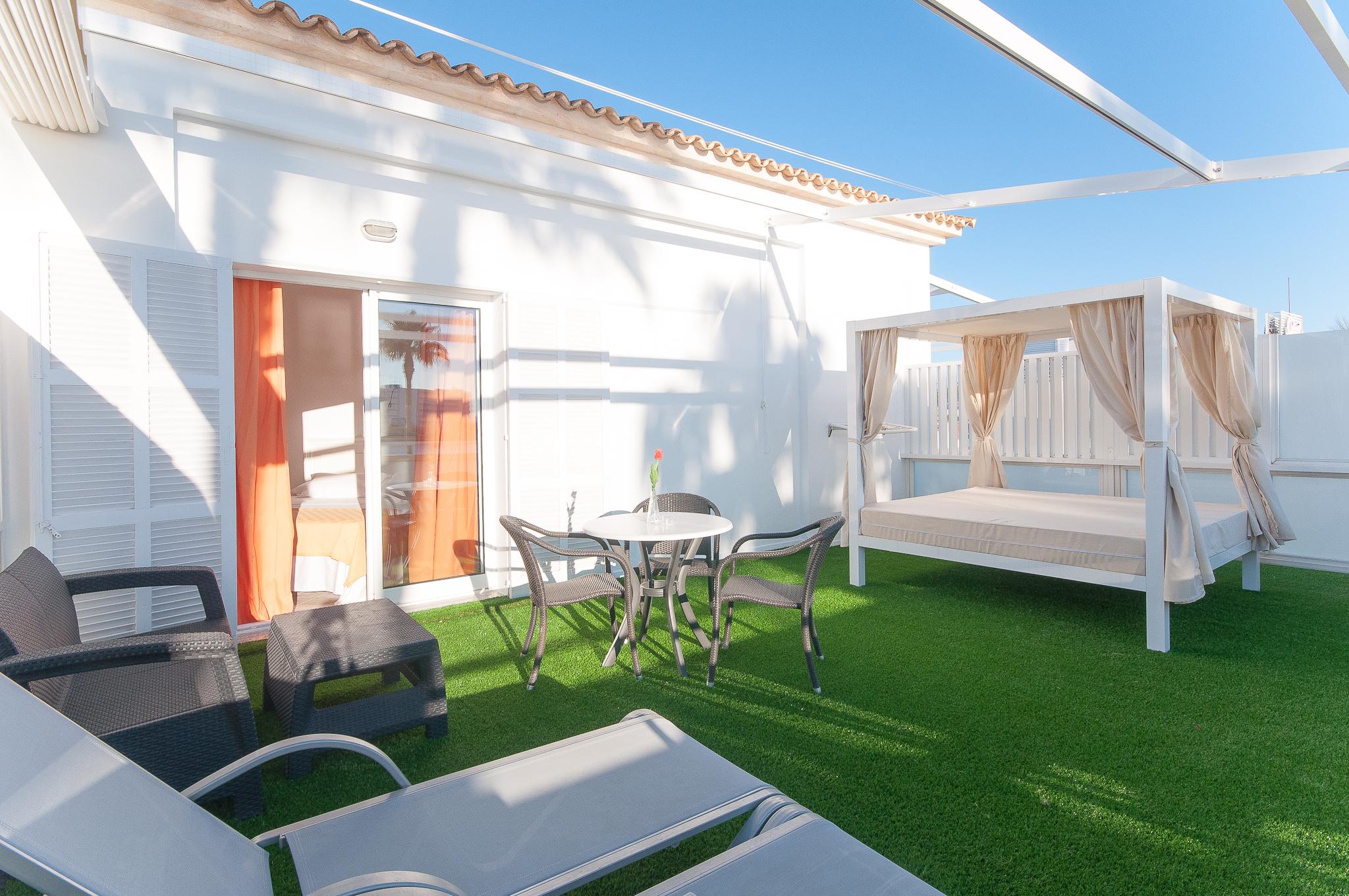 Universal Aparthotel Elisa Playa de Muro (Mallorca) Exterior foto
