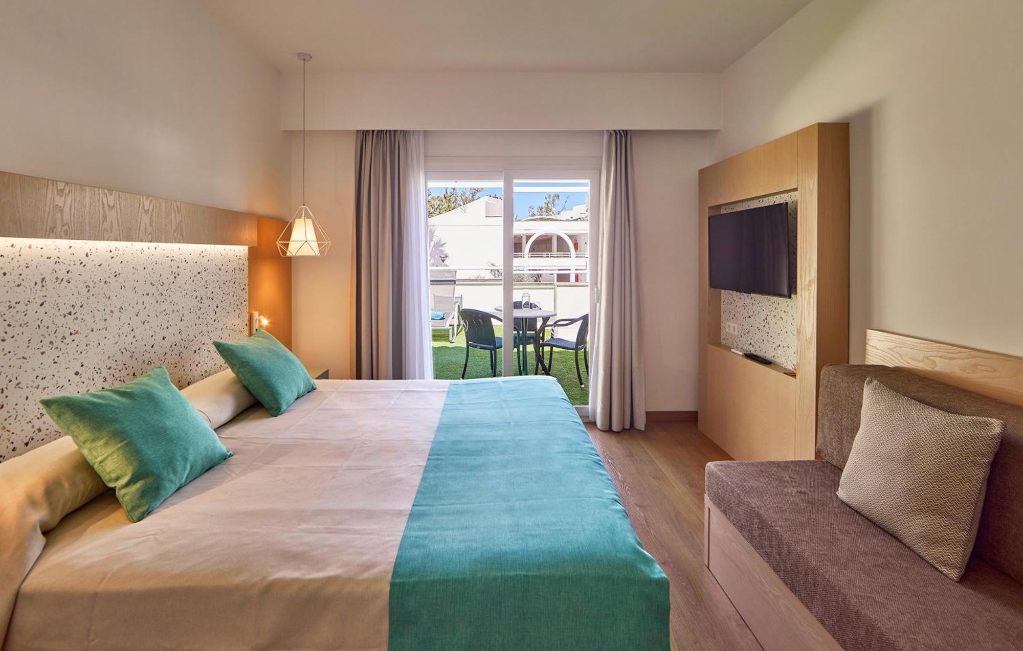 Universal Aparthotel Elisa Playa de Muro (Mallorca) Exterior foto