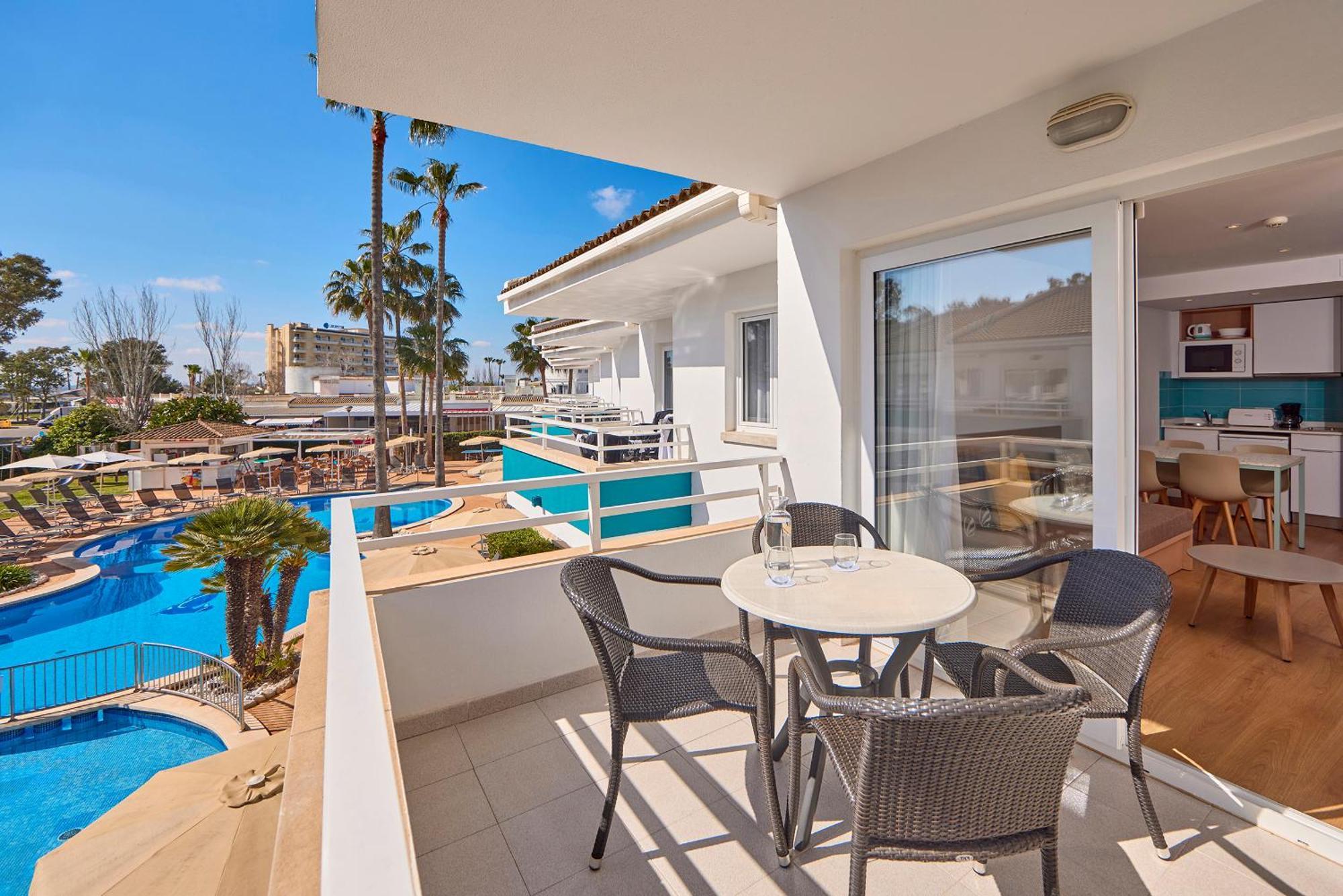 Universal Aparthotel Elisa Playa de Muro (Mallorca) Exterior foto